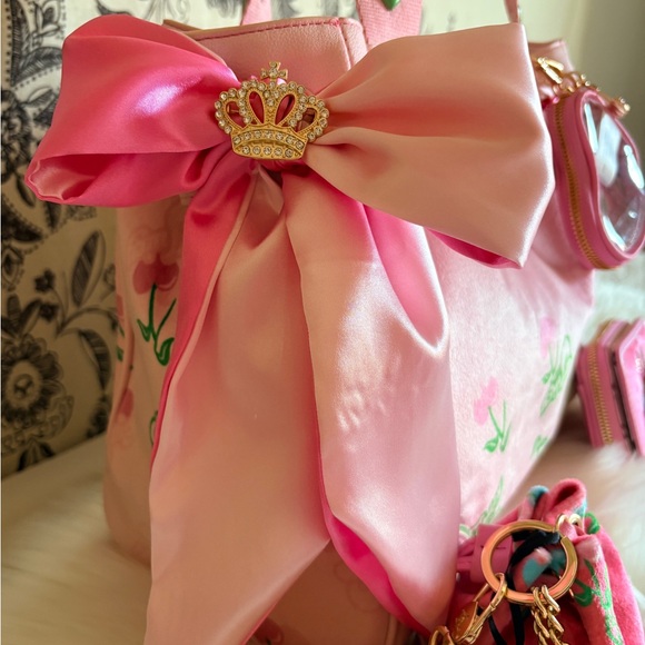 Juicy Couture Retro Custom Pink Cherry Set - Picture 2 of 7
